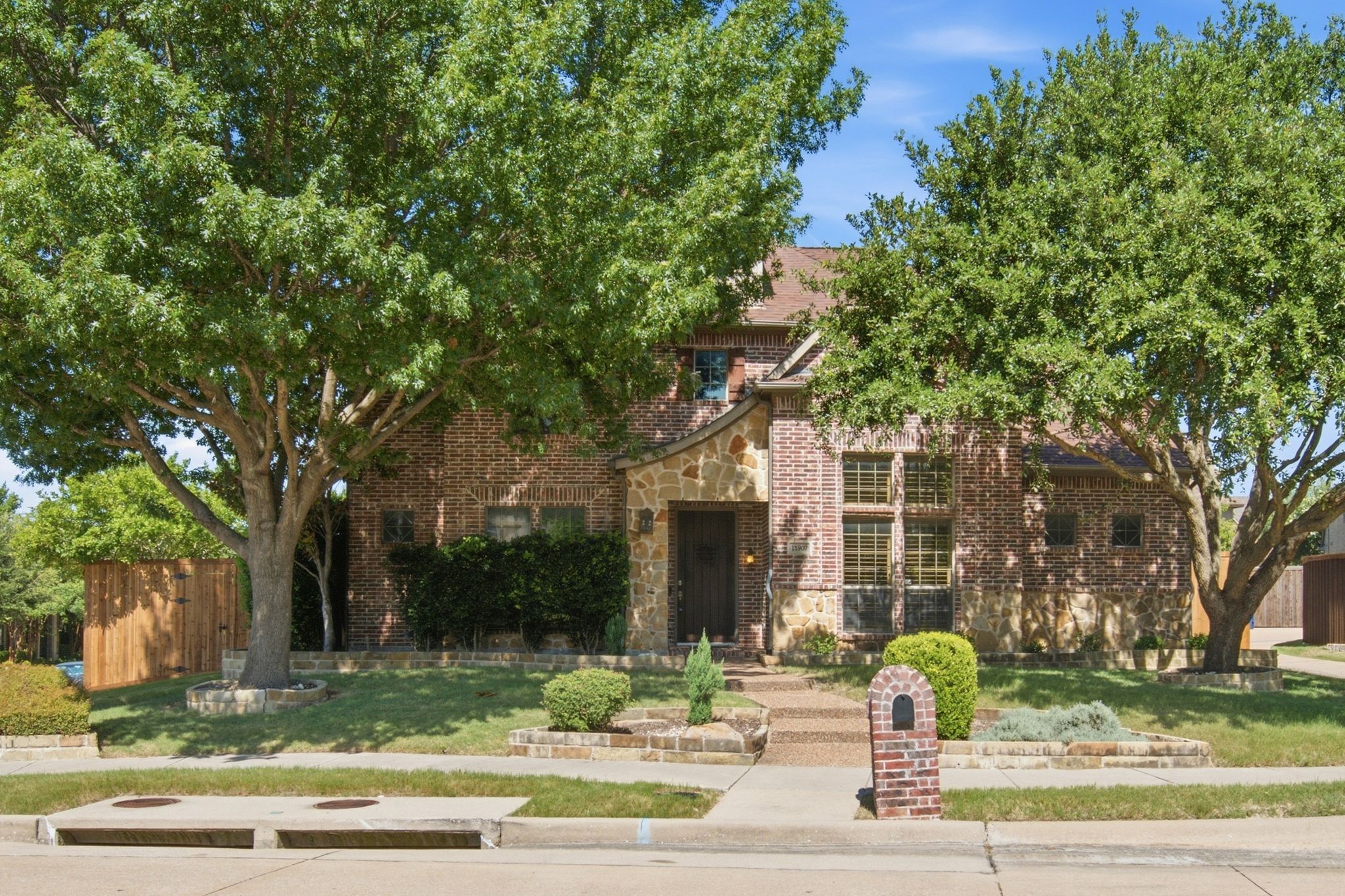 Frisco, TX — photo 1